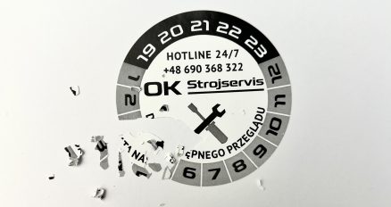 Destruktivní samolepky